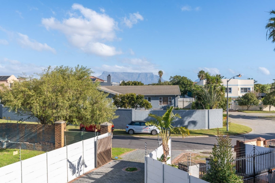 To Let 4 Bedroom Property for Rent in Milnerton Ridge Western Cape